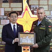 Военную академию Беларуси посетила иностранная делегация Китайской Народной Республики