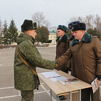 Гвардейцы произнесли слова клятвы на верность Родине