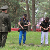 Полоса препятствий для воспитанников военно-патриотического лагеря 
