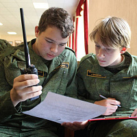 В соединениях и воинских частях продолжают работу военно-патриотические лагеря