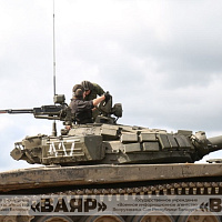 Выполнение первого упражнения контрольных стрельб штатным выстрелом из танка Т-72Б