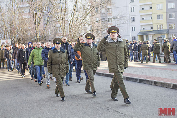 В Минске призывников начнут готовить для армии по новой специальности