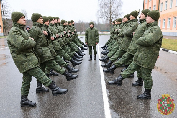 Адаптация новобранцев в войсках проходит хорошо 