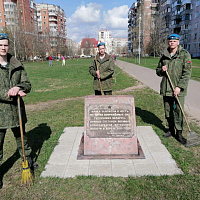 Витебские гвардейцы приняли участие в субботнике