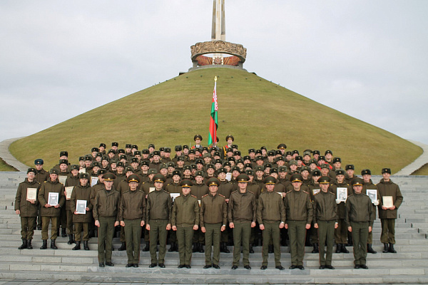 В Минской военной комендатуре состоялось чествование военнослужащих