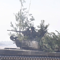 У гвардейцев — ротное тактическое учение с боевой стрельбой