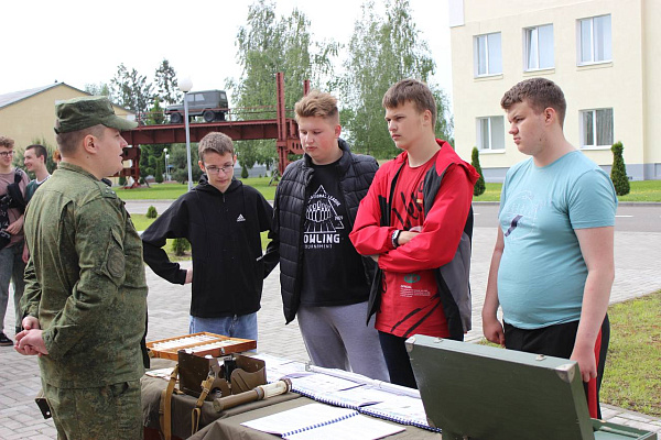 Школьники посетили 30 ождбр