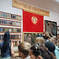 Школьники посетили 11 омбр