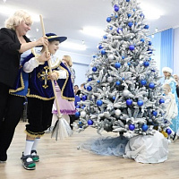 Генерал-лейтенант Александр Вольфович принял участие в акции «Наши дети»