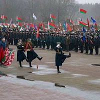 Гвардейцы 38 одшбр возложили цветы в мемориальном комплексе «Брестская крепость-герой»