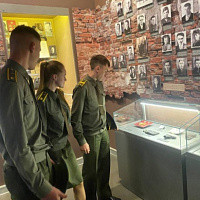 Не забывая о героическом прошлом