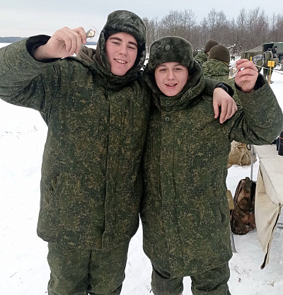 Первые прыжки с парашютом