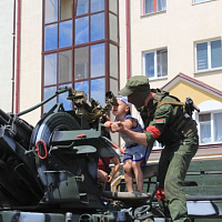 С Днём Независимости поздравили брестские десантники