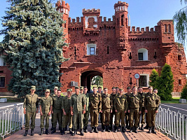 Военнослужащие посетили мемориальный комплекс «Брестская крепость — герой»