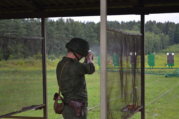 С военнослужащими Минской военной комендатуры проведены занятия по огневой подготовке