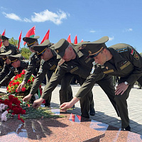 В Барановичах почтили память лётчиков-героев