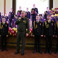 Сегодня для суворовцев Минского СВУ прозвенел последний звонок