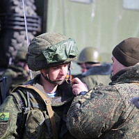 Взвод идет в учебный бой