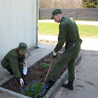 Зенитчики приняли участие в республиканском субботнике 