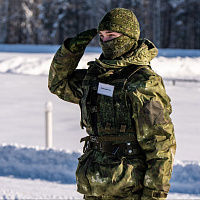 Занятия по огневой подготовке с курсантами Военной академии