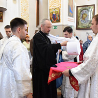 По доброй традиции