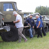 Выставка-продажа военной техники