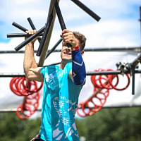 Сильный и спортивный