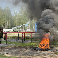 Преодоление полосы препятствий с элементами психологической подготовки в 377 зрп