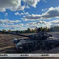 Гвардейцы совершили марш