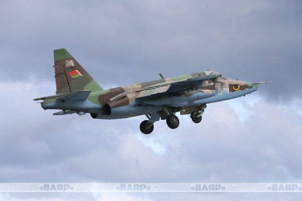 На аэродроме в/ч 19764 прошли плановые полеты