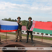 Розыгрыш тактического эпизода на полигоне МЧС «Светлая Роща» в рамках проведения ССУ «Запад-2025»