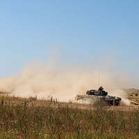 Военнослужащие 11 омбр выполнили упражнение контрольных стрельб из танка Т-72Б