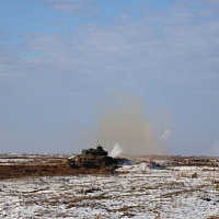 Учатся гвардейцы