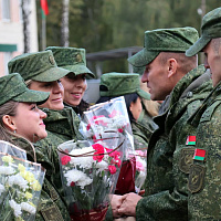  Поздравление женщин от военнослужащих 48-го отдельного батальона РЭБ