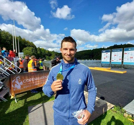 Поздравляем армейских спортсменов