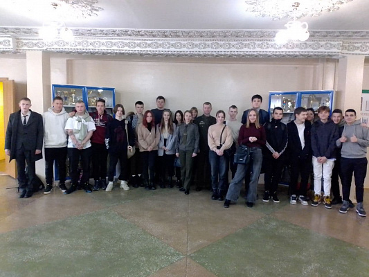 Воспитывая патриотов