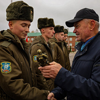 Чествование военнослужащих, выслуживших установленные сроки военной службы