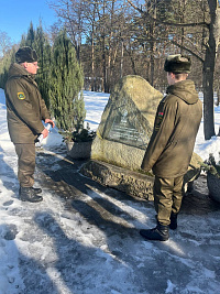 Военнослужащие 120 омбр посетили Центральный ботанический сад