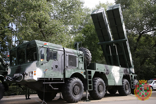Выставка вооружения, военной и специальной техники в парке «Победа»